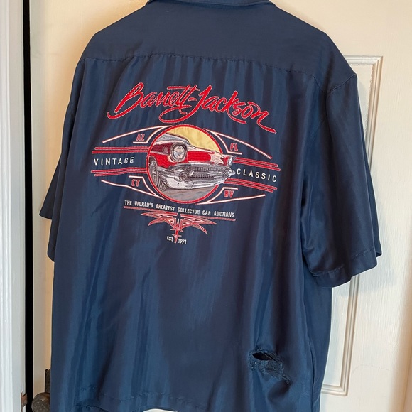 barrett-jackson short leeve button down xl. see photos for hole in back - Picture 2 of 4